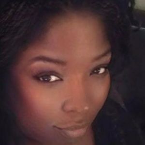 Meet your Posher, Dovie